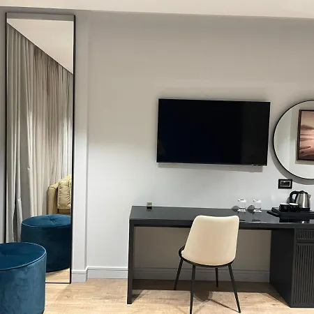 Rozafa Palace Szálloda 4*