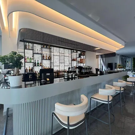 Rozafa Palace Hotel Sarandë